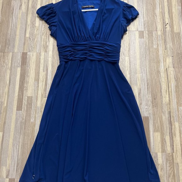 Jones Wear Dress Blue Sleeveless Shift Dress - Picture 2 of 3